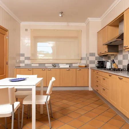 Sun And Waves Retreat, Praia Del Rey A4 * Praia del Rei