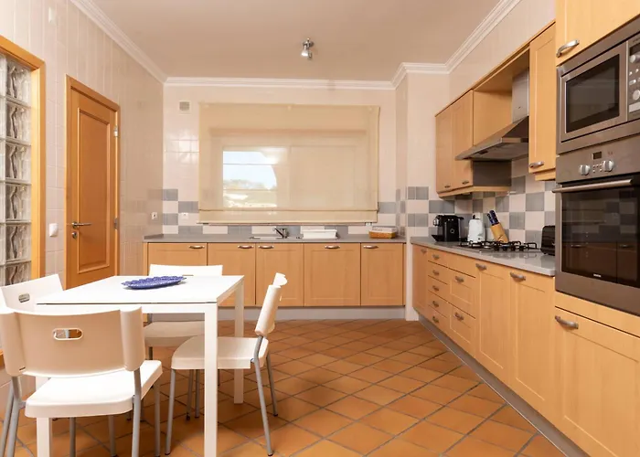 T2 Sea View, Pool, Golf, Private Terrace, Del Rey, Obidos A4 * Praia del Rei